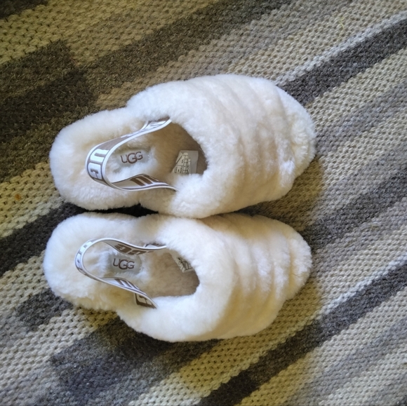 Ugg Fluff Yeah Slides Size 5 in Cream Slipper Lounge Streetwear - Picture 4 of 11
